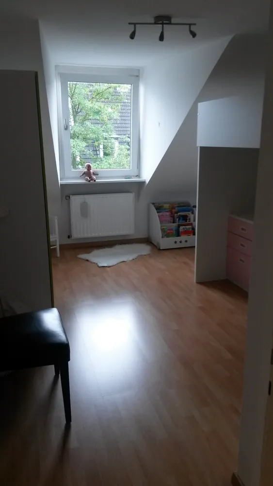 5 Zimmer Wohnung mit 115 m² in Düsseldorf – Bild 12
