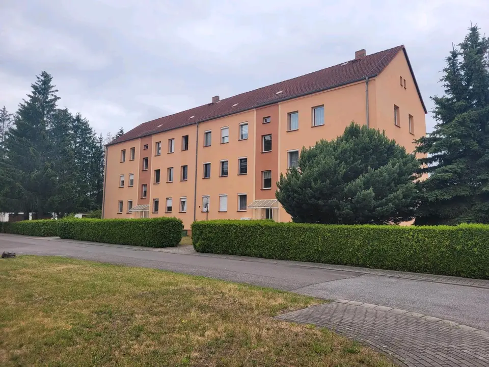 3 Zimmer Wohnung mit 64 m² in Hoyerswerda – Bild 2