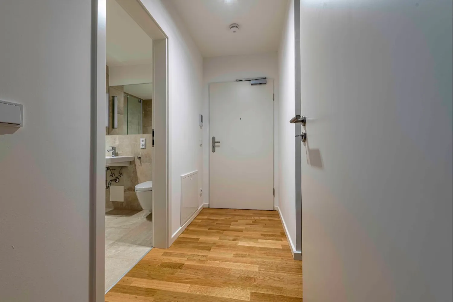 1 room apartment with 37 m² in Munich – Photo 4