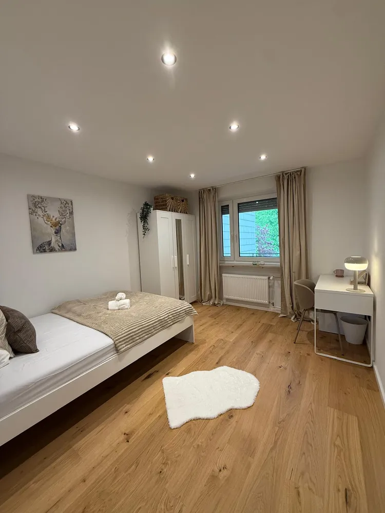 5 Zimmer Wohnung mit 70 m² in München – Bild 8