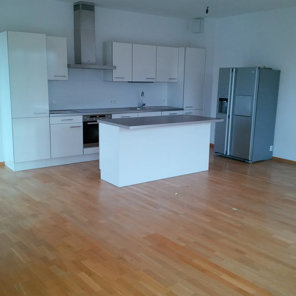 2 Zimmer Wohnung mit 90 m² in Berlin – Bild 3