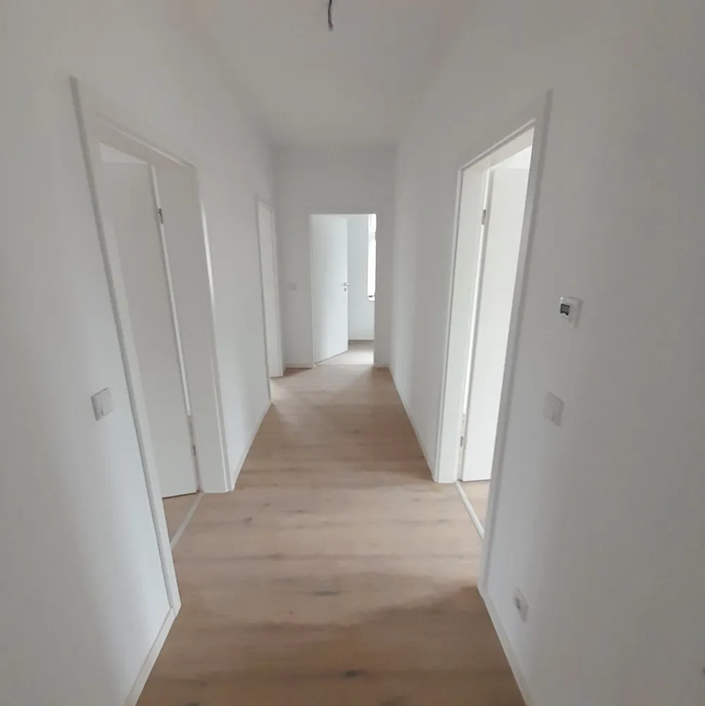 3 Zimmer Wohnung mit 80 m² in Weißenfels – Bild 12