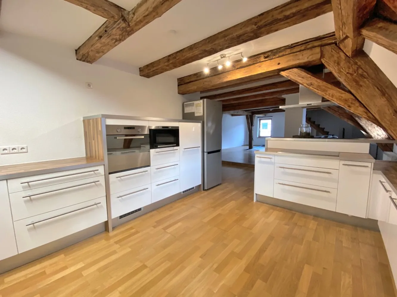 5 Zimmer Wohnung mit 220 m² in Ulm – Bild 3