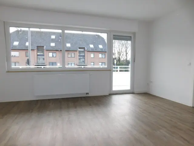 2 Zimmer Wohnung mit 64 m² in Krefeld – Bild 1