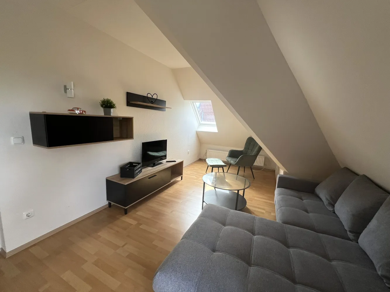 3 Zimmer Wohnung mit 80 m² in Buxtehude – Bild 1