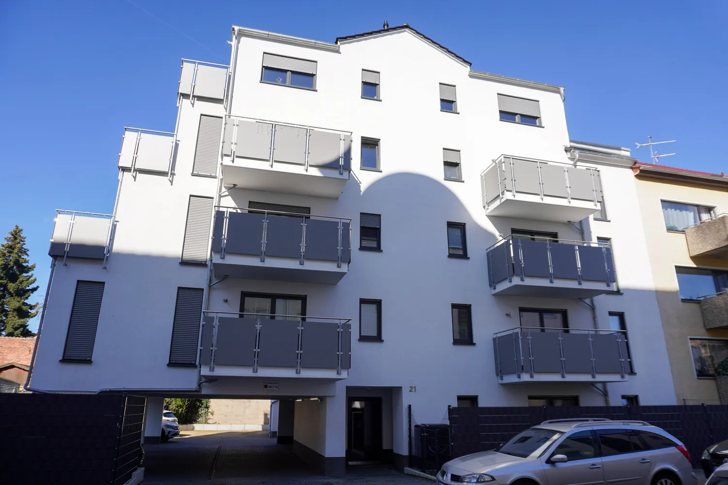 3 Zimmer Wohnung mit 97 m² in Hannover – Bild 2