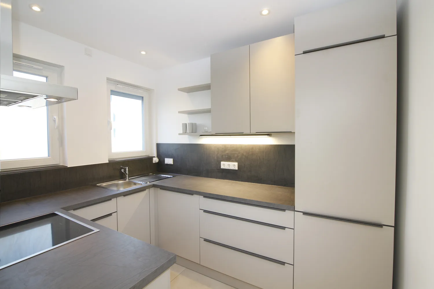 2 Zimmer Wohnung mit 54 m² in Wiesbaden – Bild 2