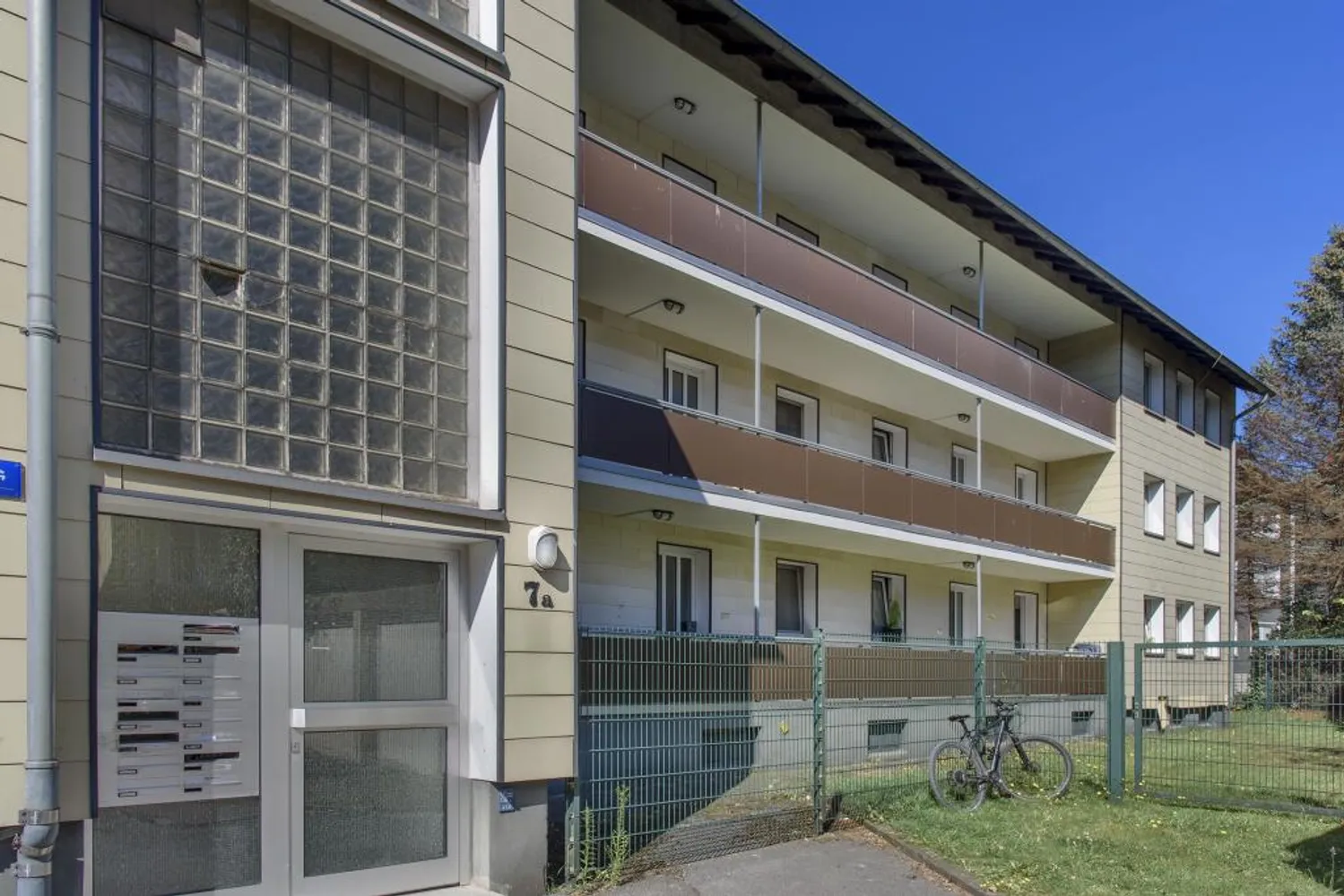 1 room apartment with 33 m² in Essen – Photo 3