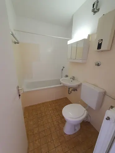 1 room apartment with 33 m² in Augsburg – Photo 10