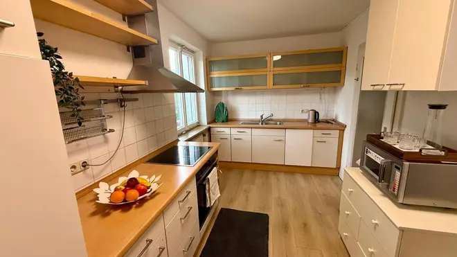 14 Zimmer Haus mit 268 m² in München – Bild 7