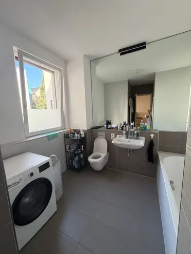 2 Zimmer Wohnung mit 77 m² in Berlin – Bild 5