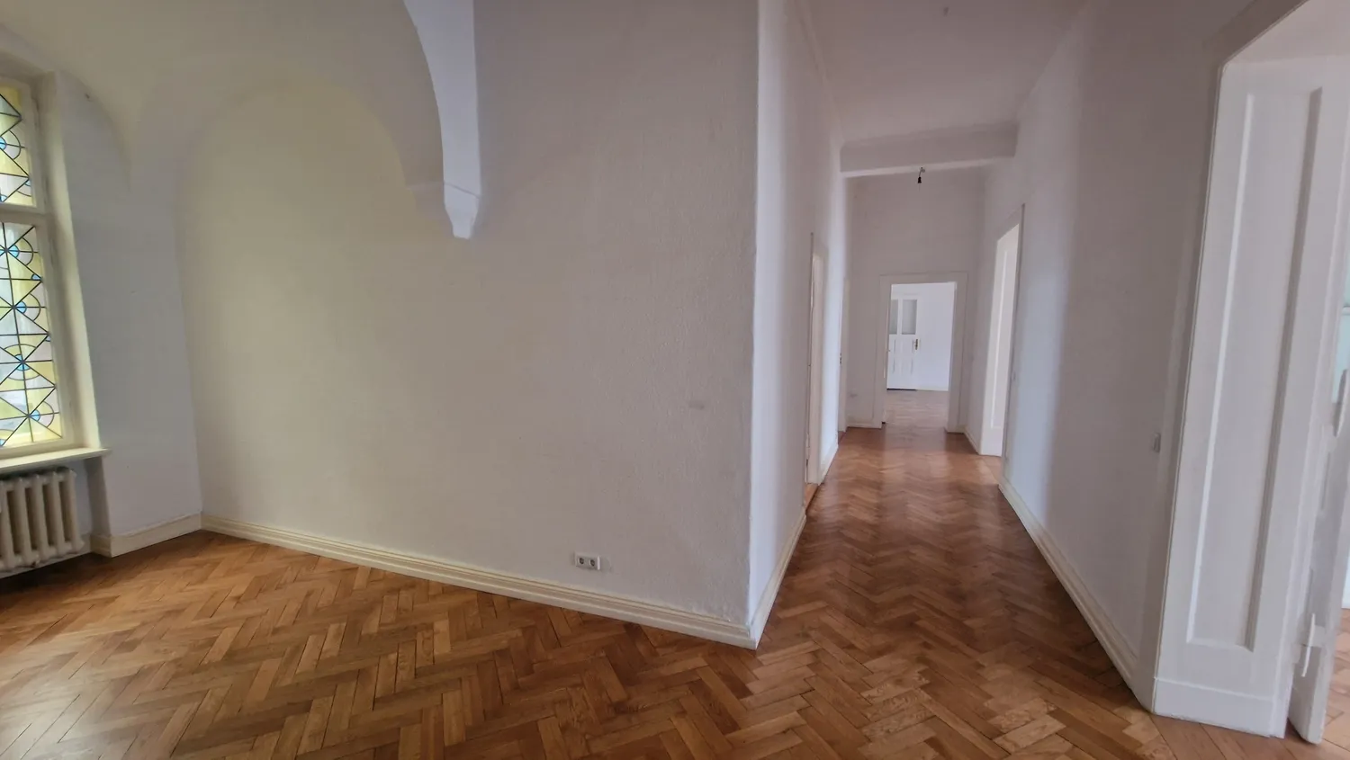 6 Zimmer Wohnung mit 209 m² in Berlin – Bild 8