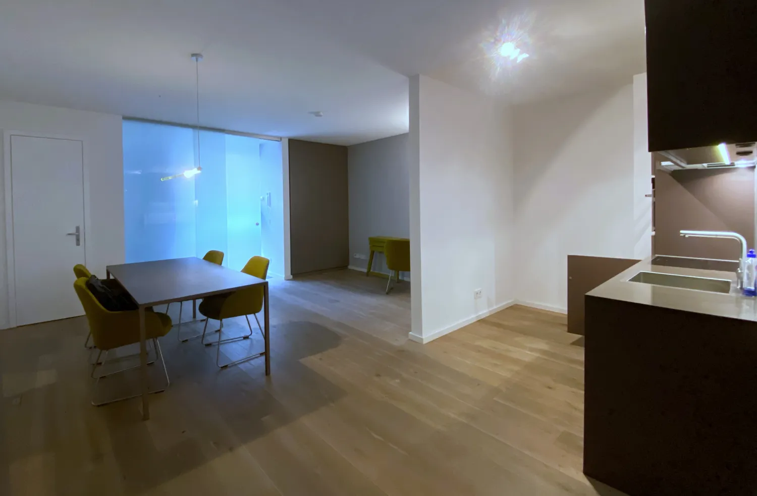 2 Zimmer Wohnung mit 85 m² in Düsseldorf – Bild 4
