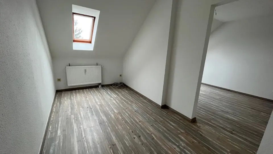 4 Zimmer Wohnung mit 80 m² in Werdau – Bild 9