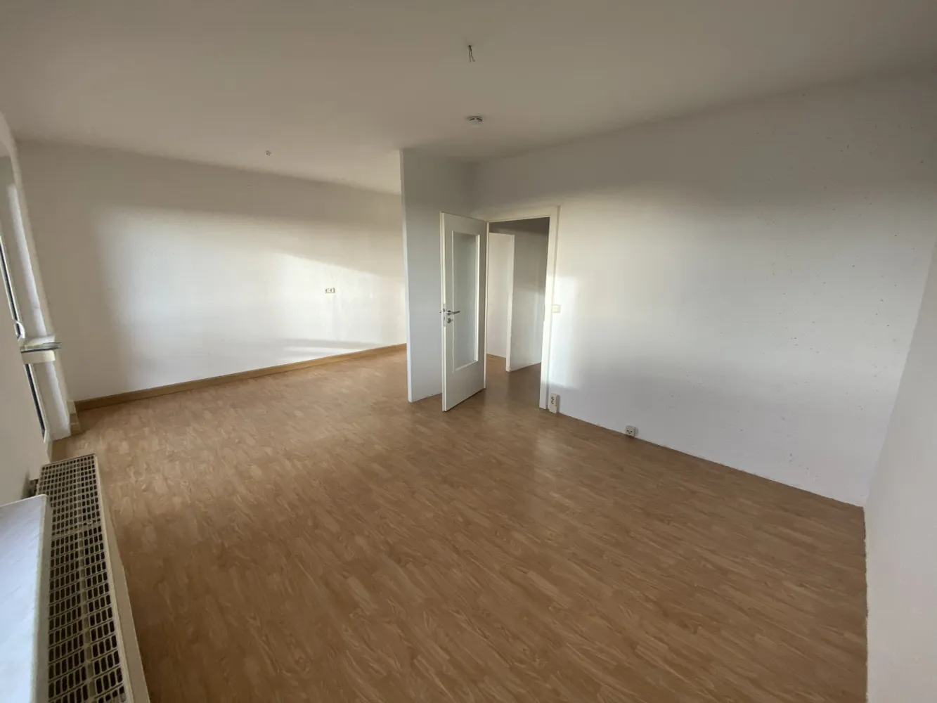 3 Zimmer Wohnung mit 54 m² in Suhl – Bild 2