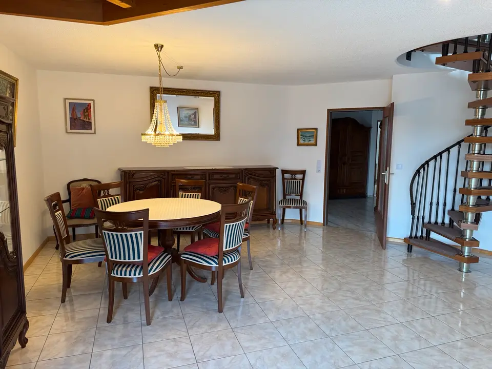 5 Zimmer Wohnung mit 120 m² in Freiburg im Breisgau – Bild 6