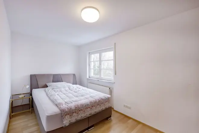 3 Zimmer Wohnung mit 120 m² in München – Bild 4