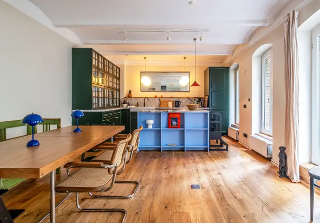 4 Zimmer Wohnung mit 185 m² in Berlin – Bild 2