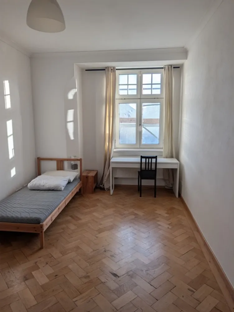 4 Zimmer Wohnung mit 94 m² in München – Bild 5
