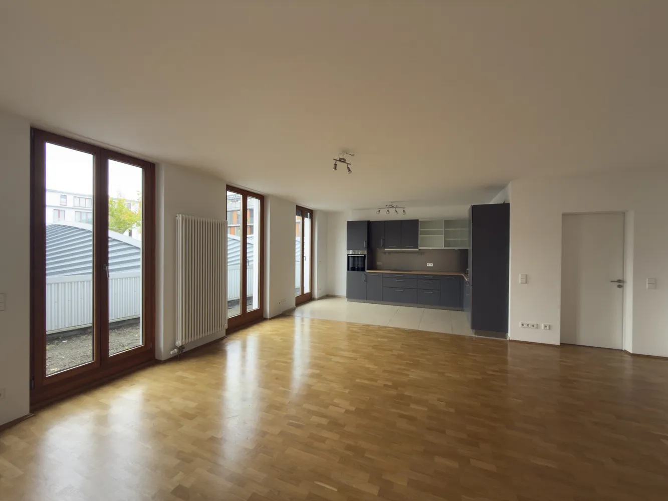 2 Zimmer Wohnung mit 84 m² in Frankfurt am Main – Bild 4