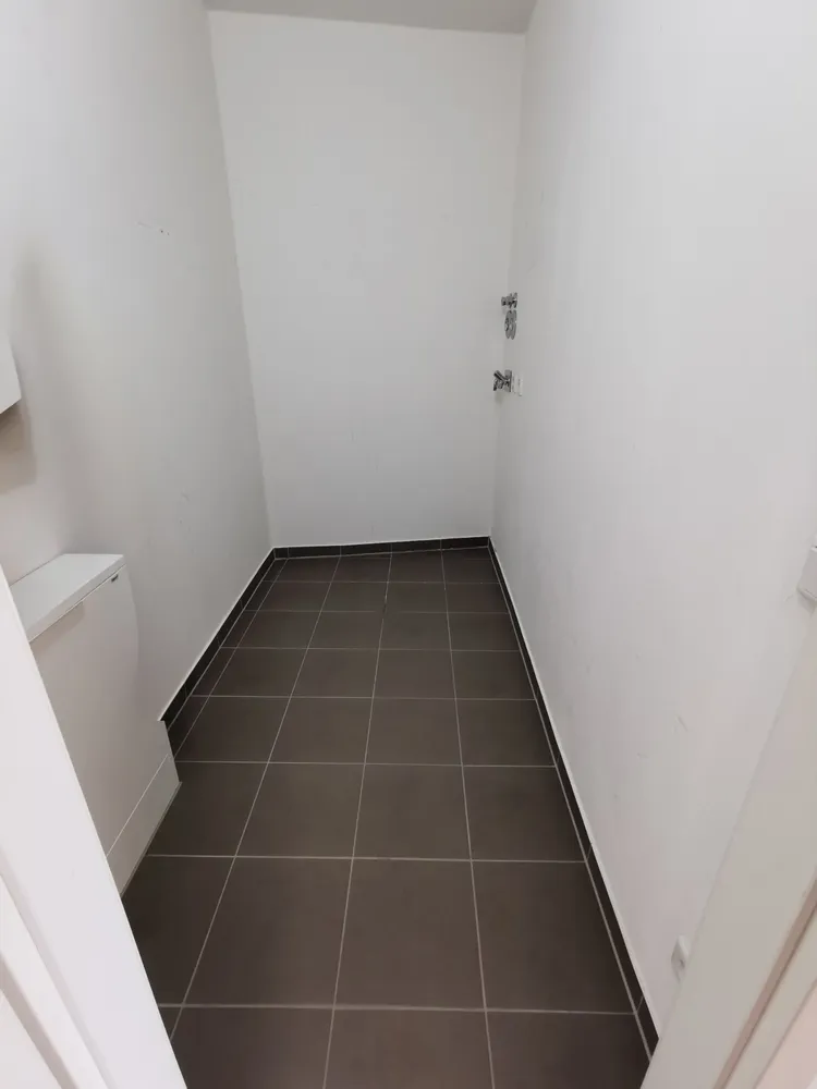 2 room apartment with 70 m² in Hamburg – Photo 2