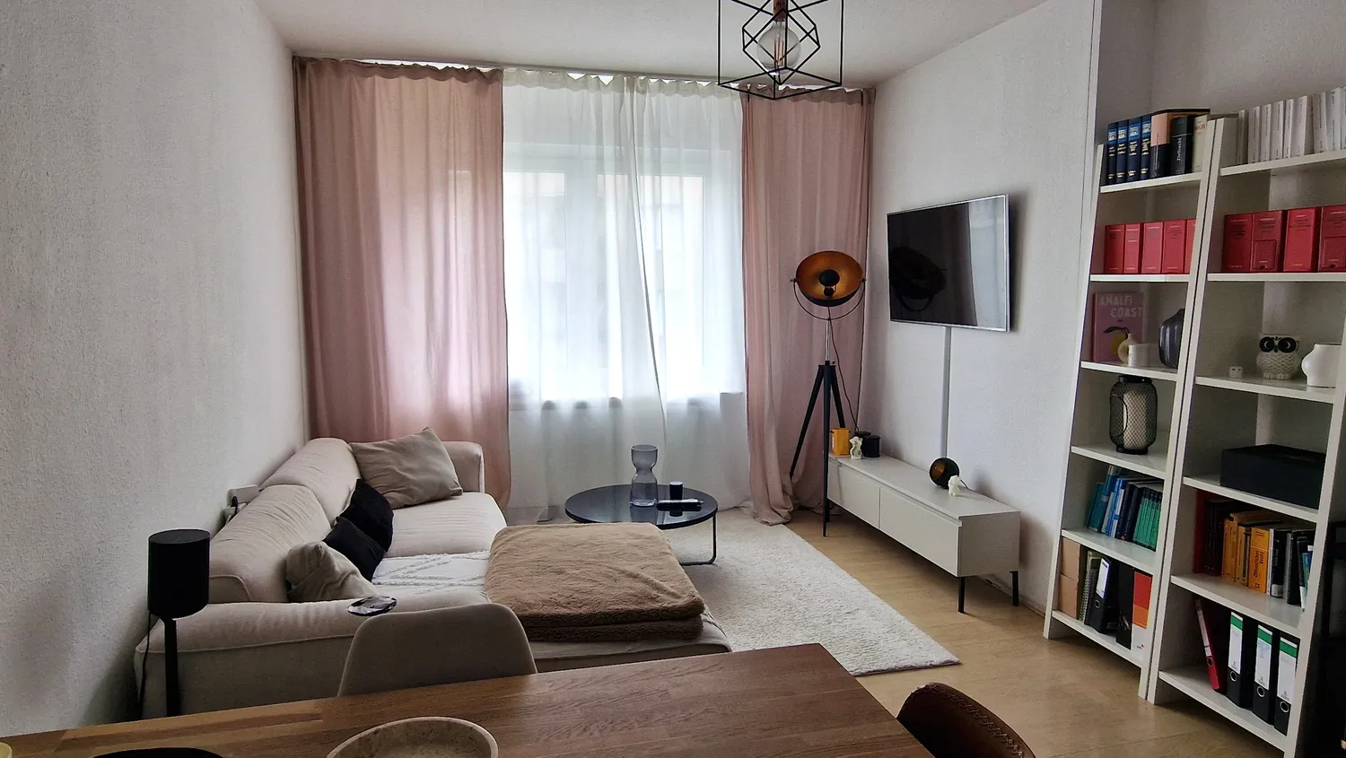 2 Zimmer Wohnung mit 48 m² in Düsseldorf – Bild 1