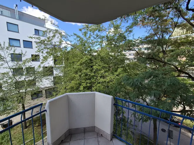2 Zimmer Wohnung mit 70 m² in München – Bild 8