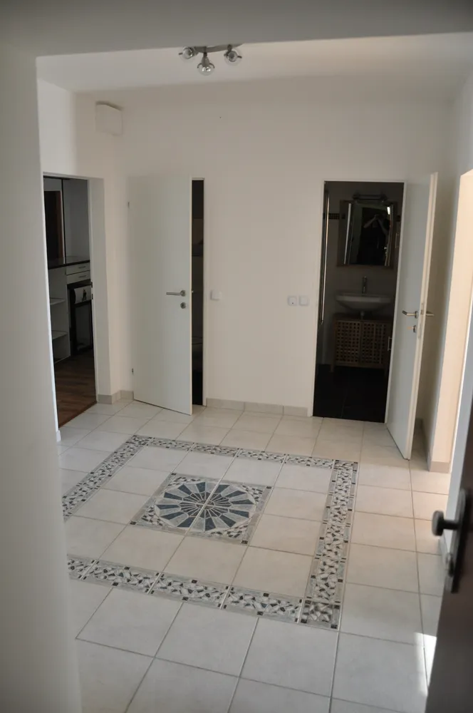 4 Zimmer Wohnung mit 115 m² in Hannover – Bild 2