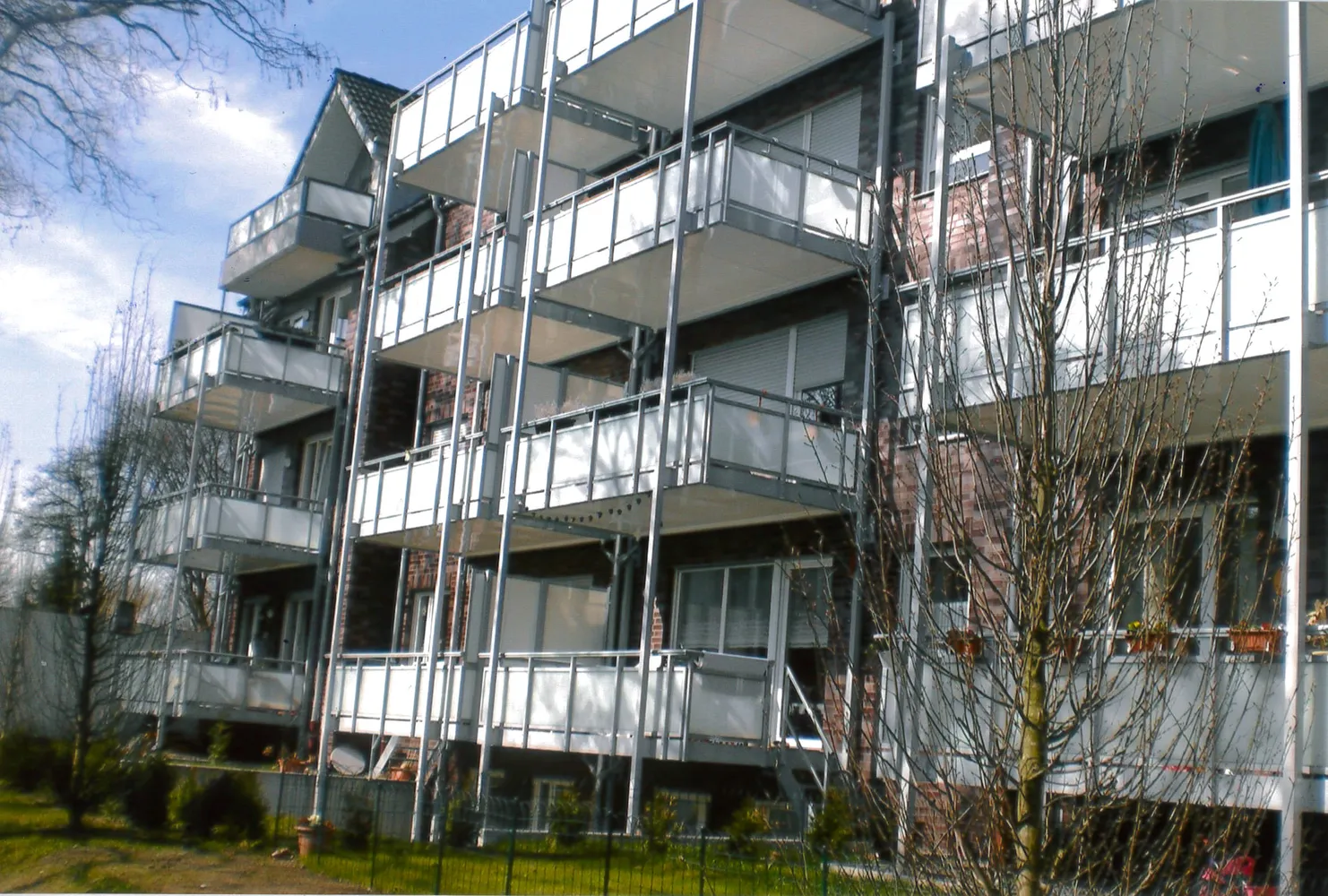 4 Zimmer Wohnung mit 82 m² in Oberhausen – Bild 1