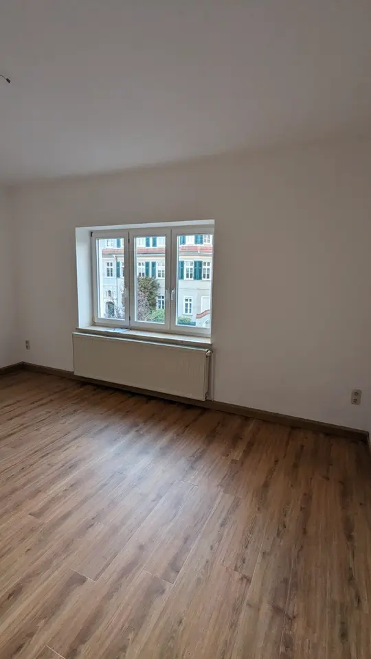 4 Zimmer Wohnung mit 107 m² in Kamenz – Bild 1