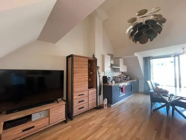 3 Zimmer Wohnung mit 106 m² in Erfurt – Bild 1