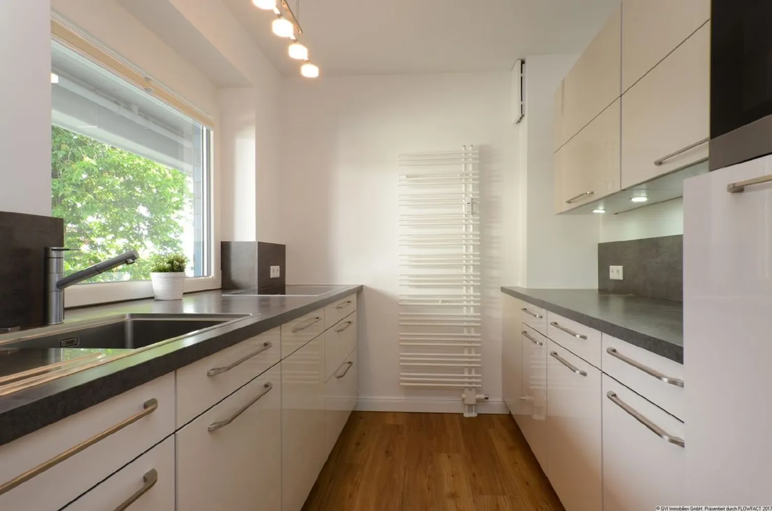 2 Zimmer Wohnung mit 60 m² in Kiel – Bild 2