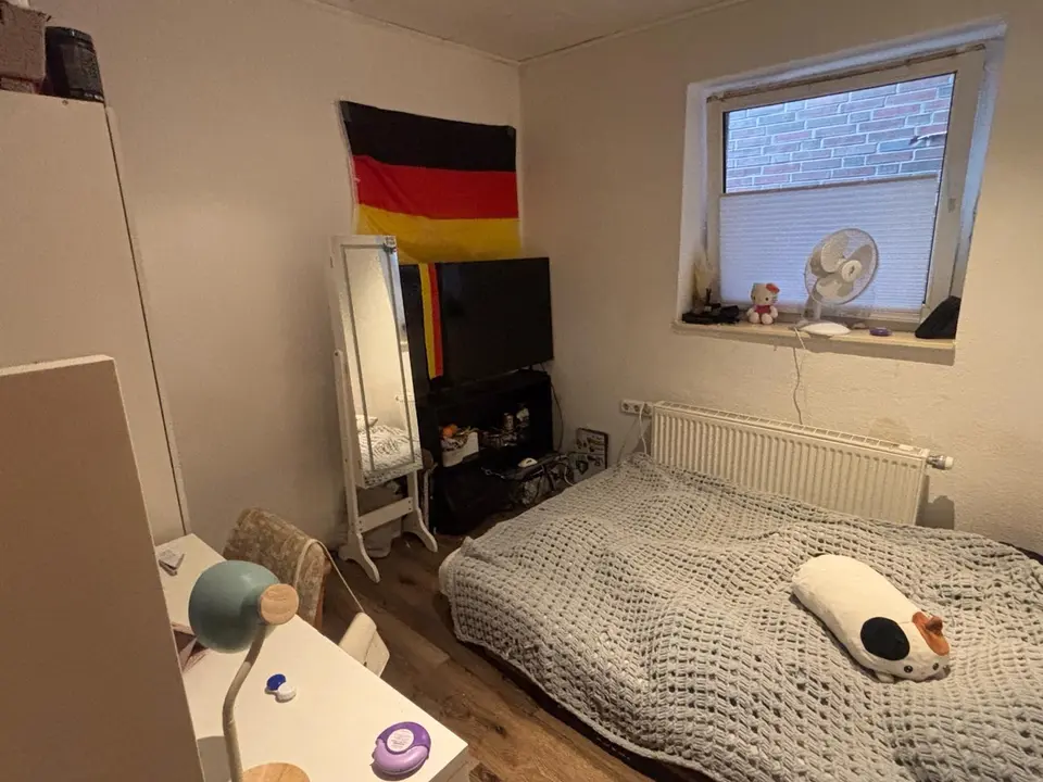 2 Zimmer Wohnung mit 85 m² in Leer – Bild 2