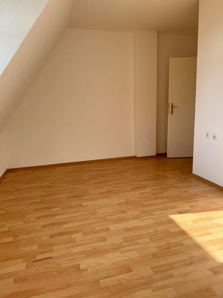 2 Zimmer Wohnung mit 56 m² in Freital – Bild 11