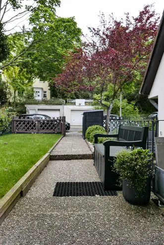 6 Zimmer Haus mit 220 m² in Berlin – Bild 2