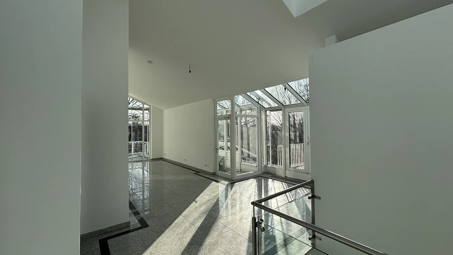 6 Zimmer Wohnung mit 236 m² in München – Bild 6