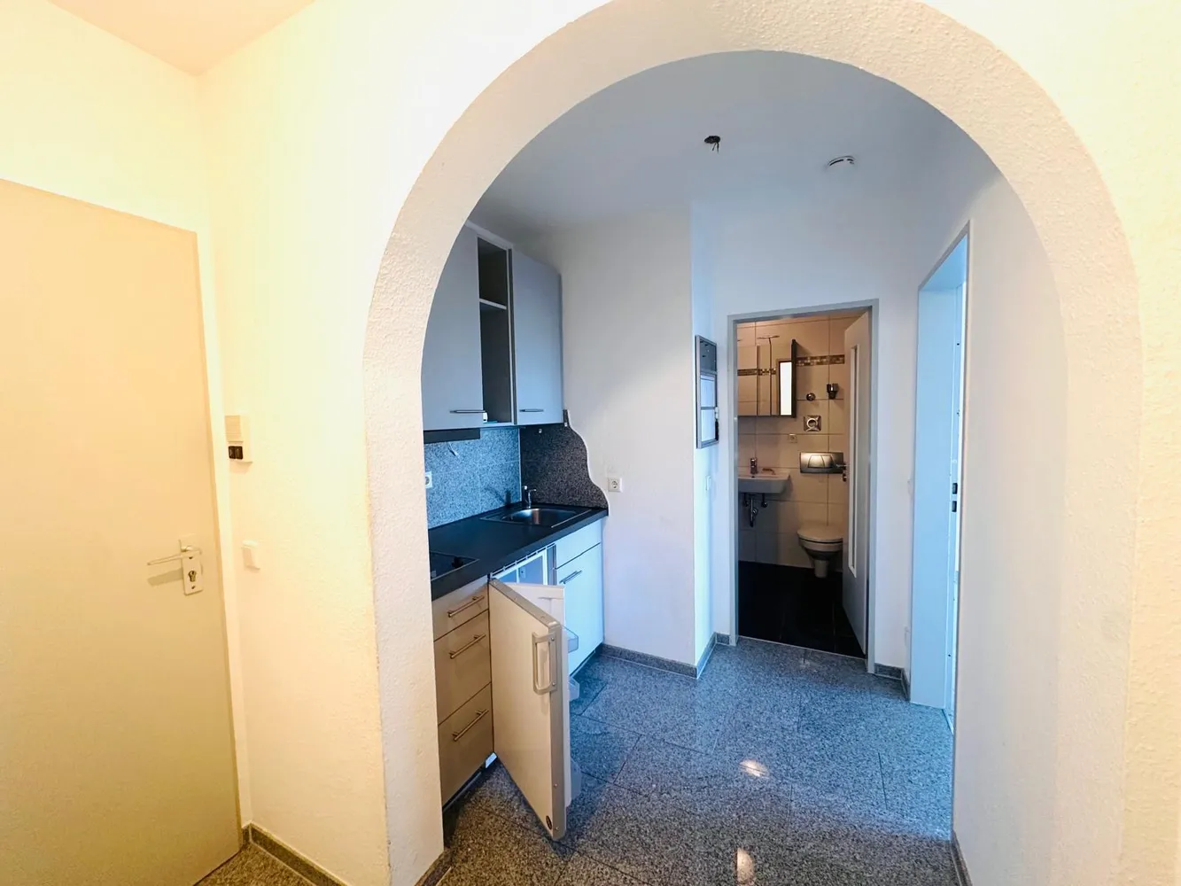 1 Zimmer Wohnung mit 25 m² in Nürnberg – Bild 3