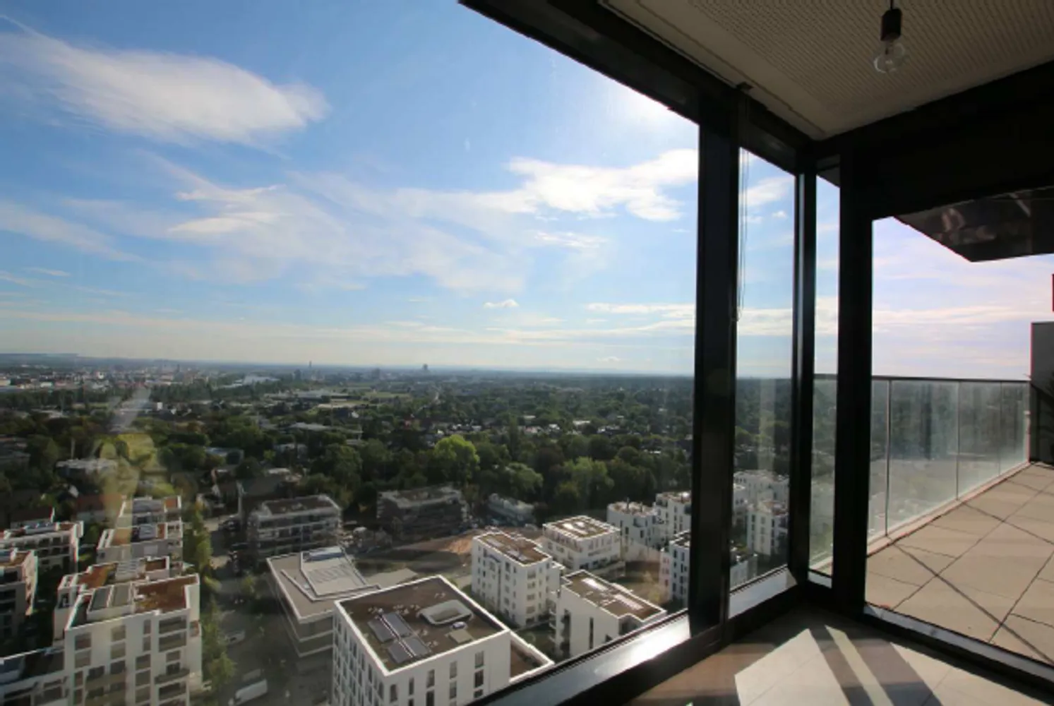 3 Zimmer Wohnung mit 98 m² in Frankfurt am Main – Bild 5