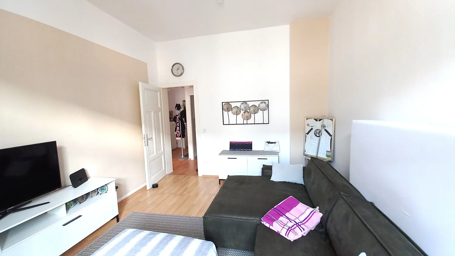 2 Zimmer Wohnung mit 58 m² in Wiesbaden – Bild 1