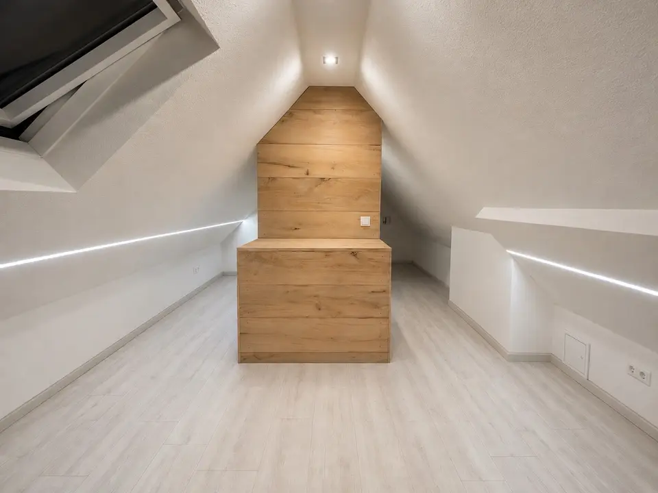 5 Zimmer Wohnung mit 104 m² in Annaberg-Buchholz – Bild 2