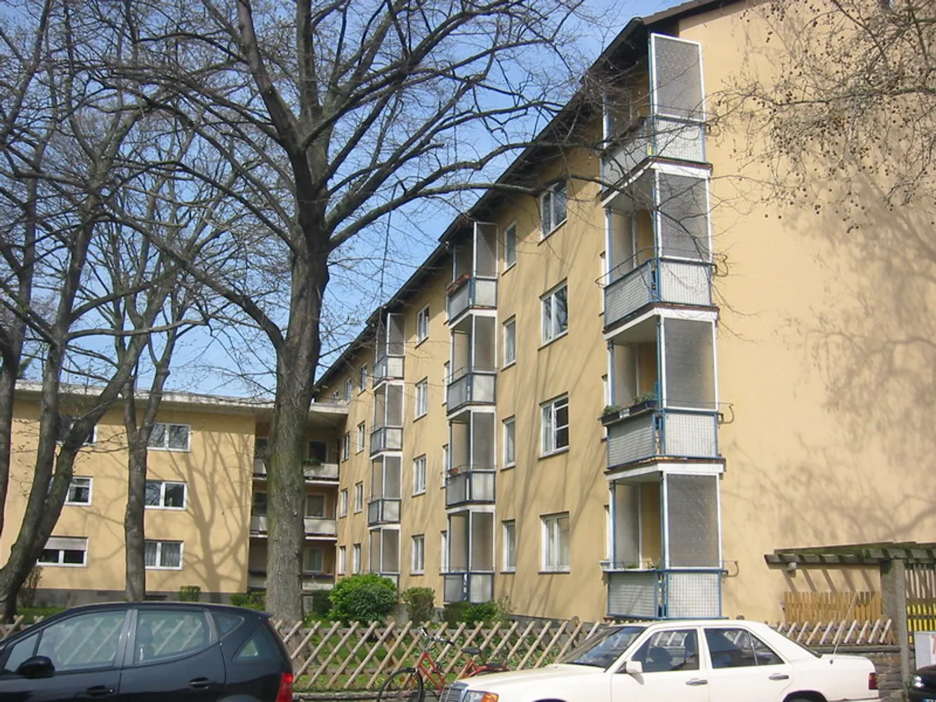 2 Zimmer Wohnung mit 81 m² in Bonn – Bild 2