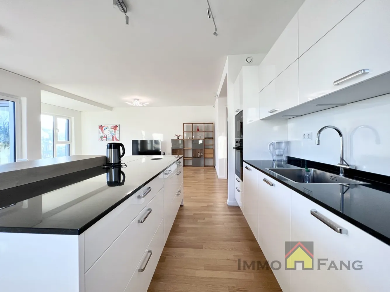 4 Zimmer Wohnung mit 121 m² in Düsseldorf – Bild 4
