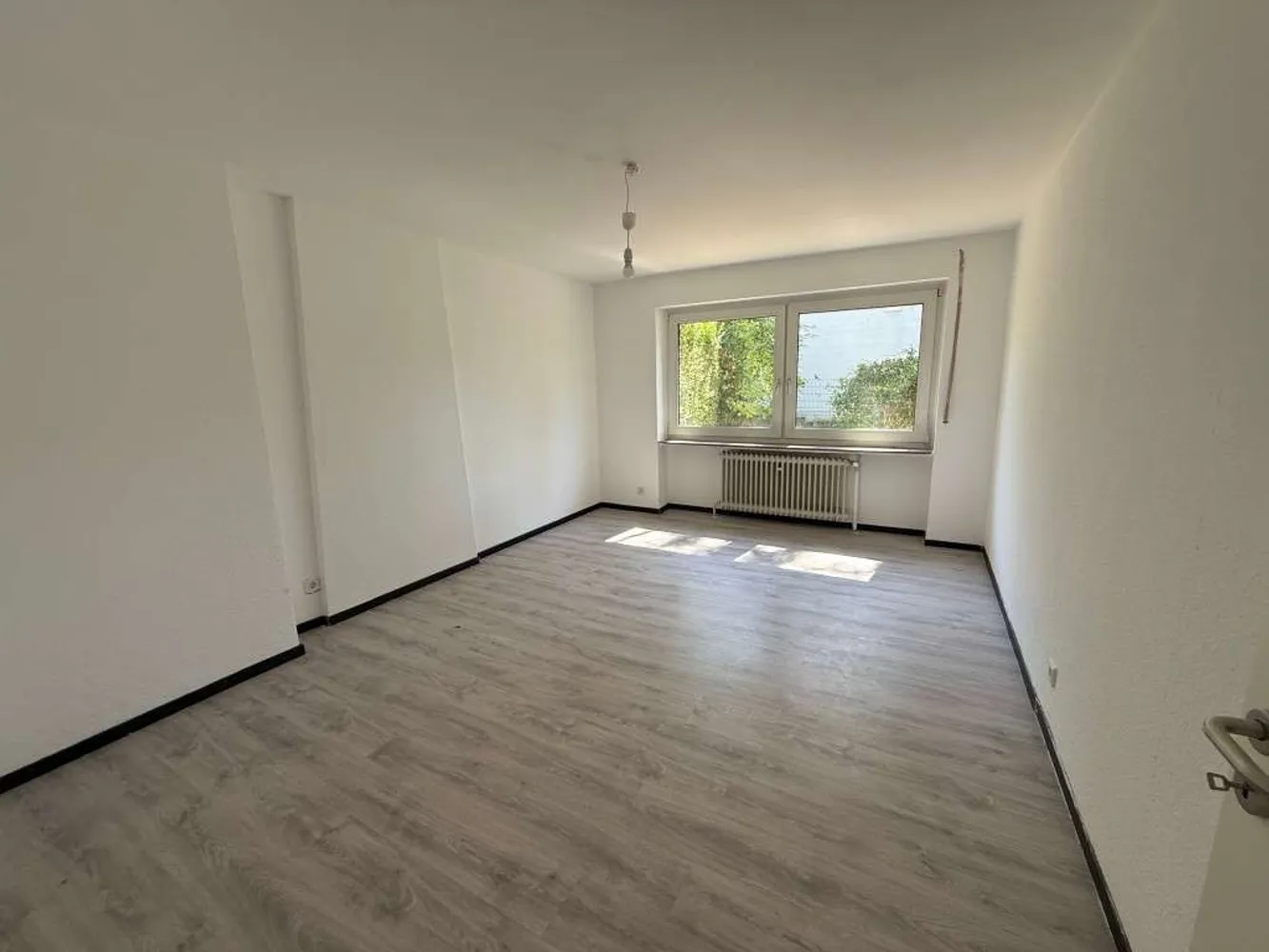 3 Zimmer Wohnung mit 100 m² in Wiesbaden – Bild 6