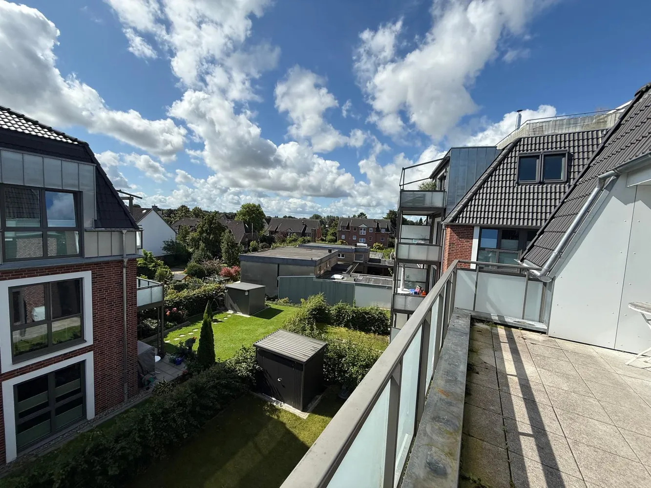 3 Zimmer Wohnung mit 103 m² in Elmshorn – Bild 2