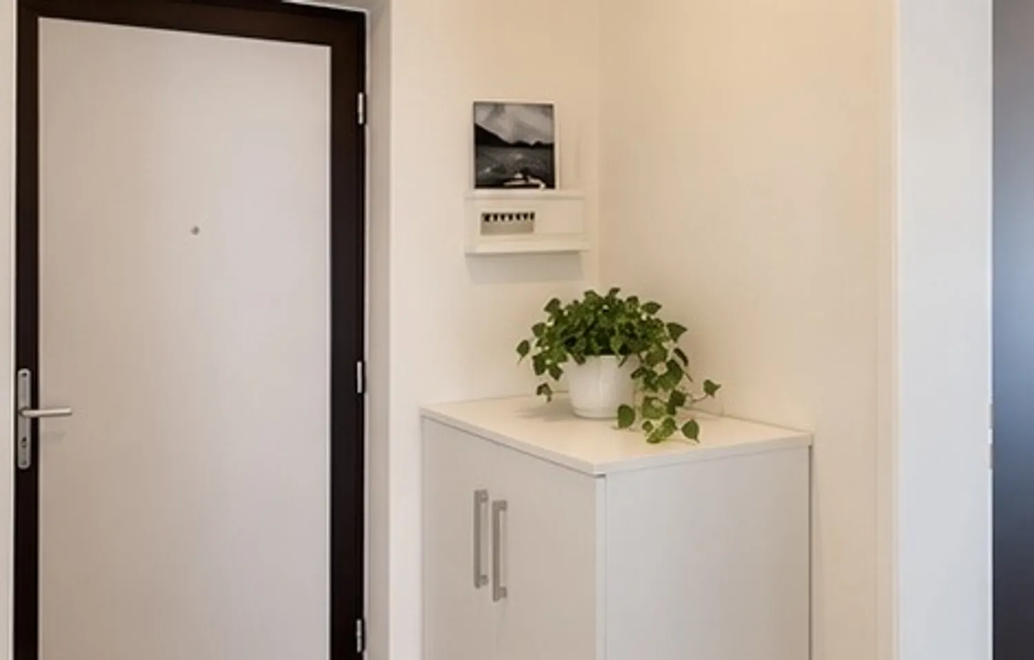 2 Zimmer Wohnung mit 45 m² in Wiesbaden – Bild 2