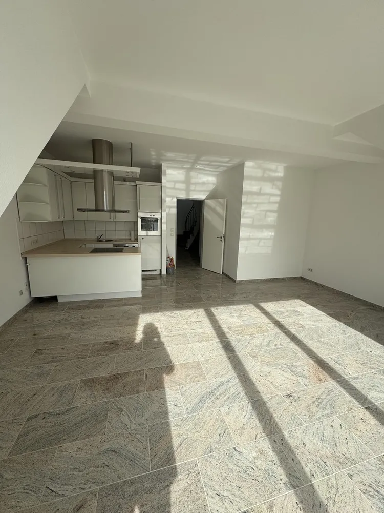 3 Zimmer Wohnung mit 123 m² in Köln – Bild 7