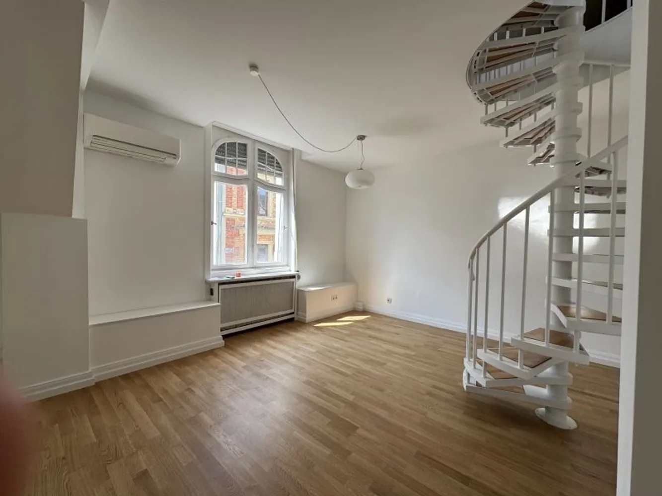 5 Zimmer Wohnung mit 120 m² in Wiesbaden – Bild 6