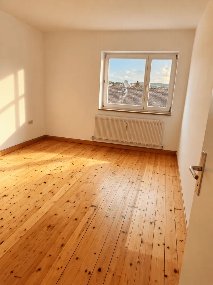 3 Zimmer Wohnung mit 70 m² in Amberg – Bild 4