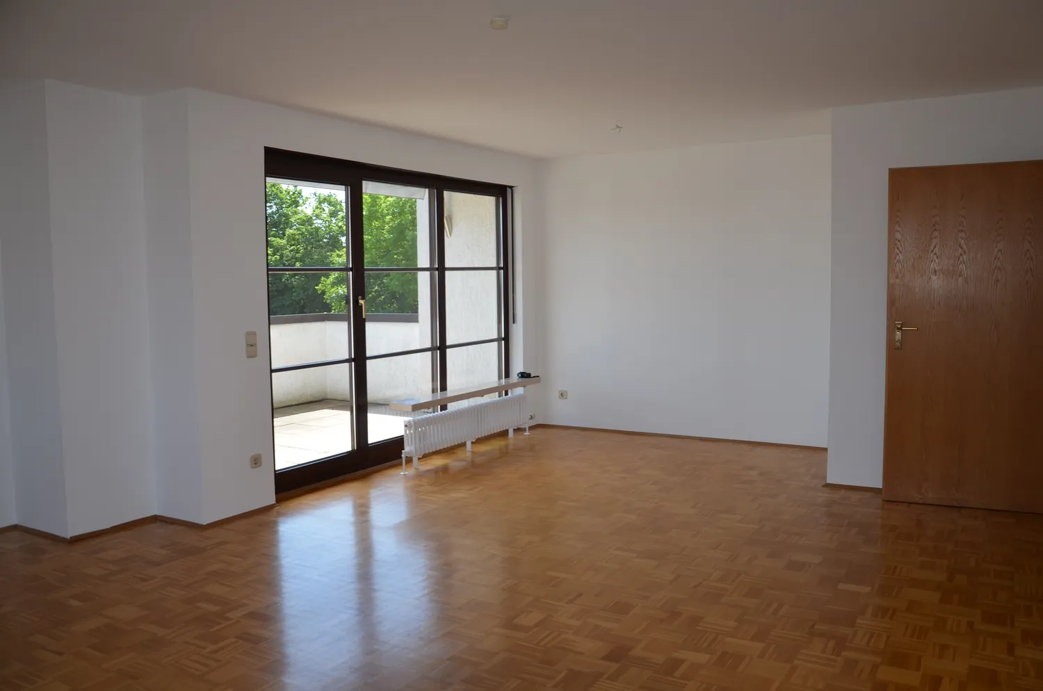 4 Zimmer Wohnung mit 123 m² in Stuttgart – Bild 2