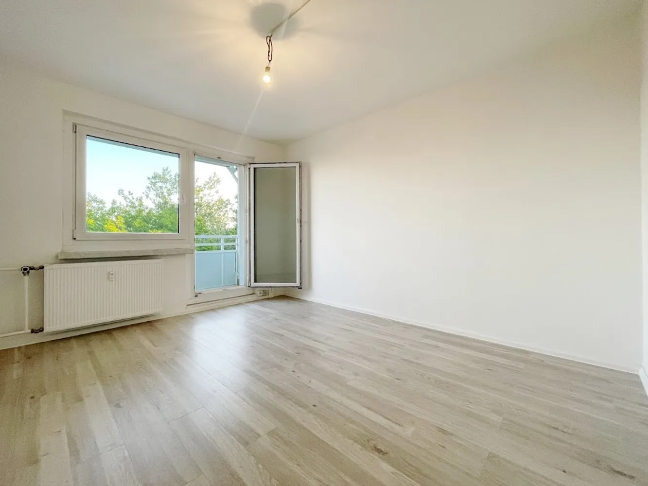 2 room apartment with 41 m² in Chemnitz – Photo 1